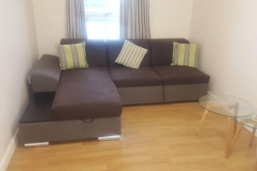 Mgh Barrowlands B Apartment Глазгоу Екстериор снимка
